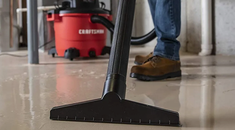 cansiter vacuum cleaner