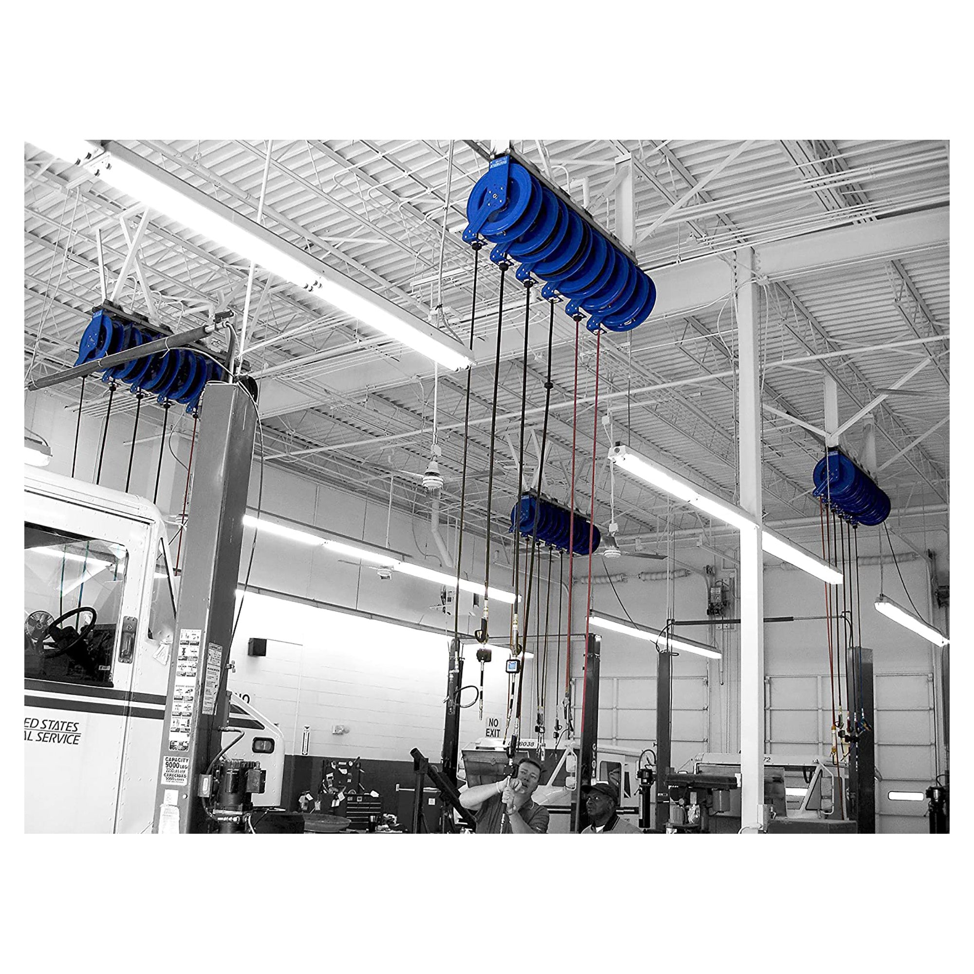 Coxreels P-LP-350 Retractable Air/Water Low Pressure Hose Reel | P Series | 300 PSI