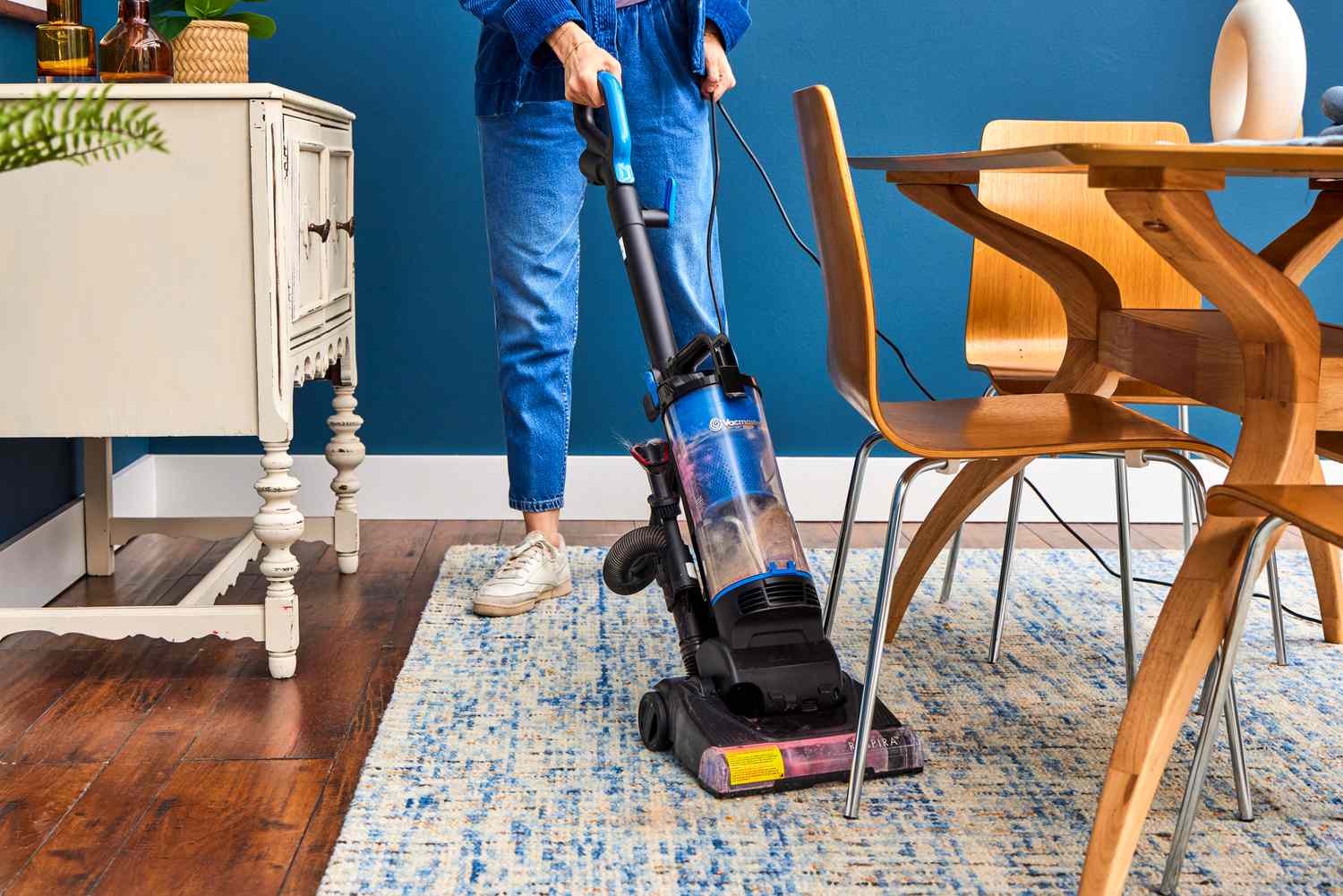 Best Upright Vacuum in Canada: Top Picks for Every Home in 2025