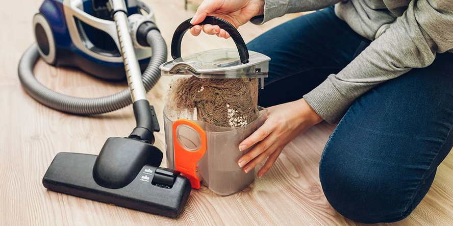 How to deep clean your vacuum?